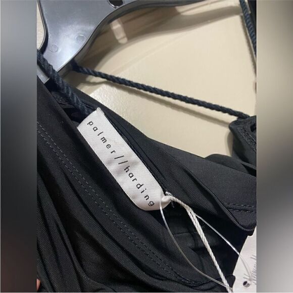 PALMER HARDING NWT Reunion jersey top in Black
Size 2 - Picture 13 of 16